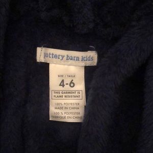 Pottery Barn Kids Pajamas - Pottery Barn Kids Robe size 4-6 like new Pottery Barn Kids Pajamas - Pottery Barn Kids Robe size 4-6 like new